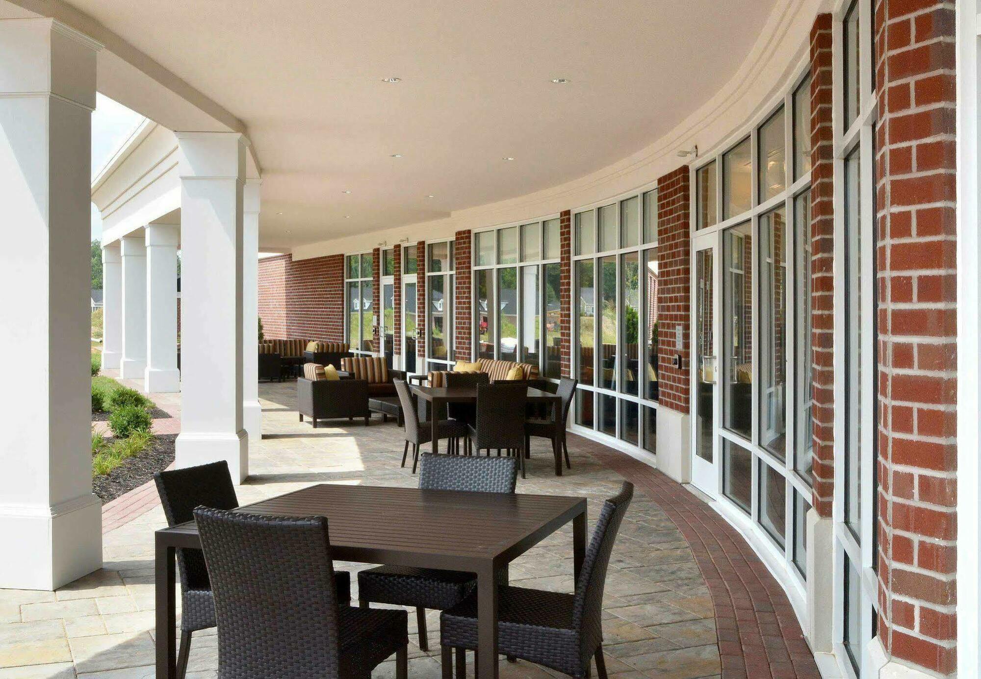 Courtyard By Marriott Youngstown Canfield Exterior foto